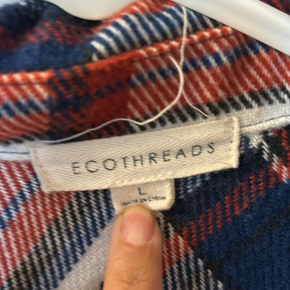 Ecothreads button down thick flannel size large - Picture 3 of 5